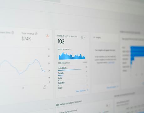Voorbeeld Meta data en structured data: de complete gids voor SEO en AI-discoverability