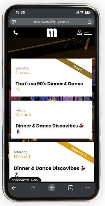 Smartphone met website Maekelhoeve Events